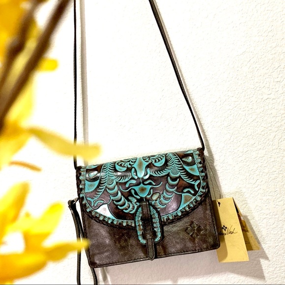 ⬇️ $140 | Patricia Nash Tooled Crossbody Bag. - Picture 2 of 7